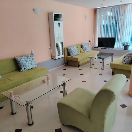 Sandor Hotel 2*
