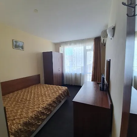 Sandor Hotel 2*